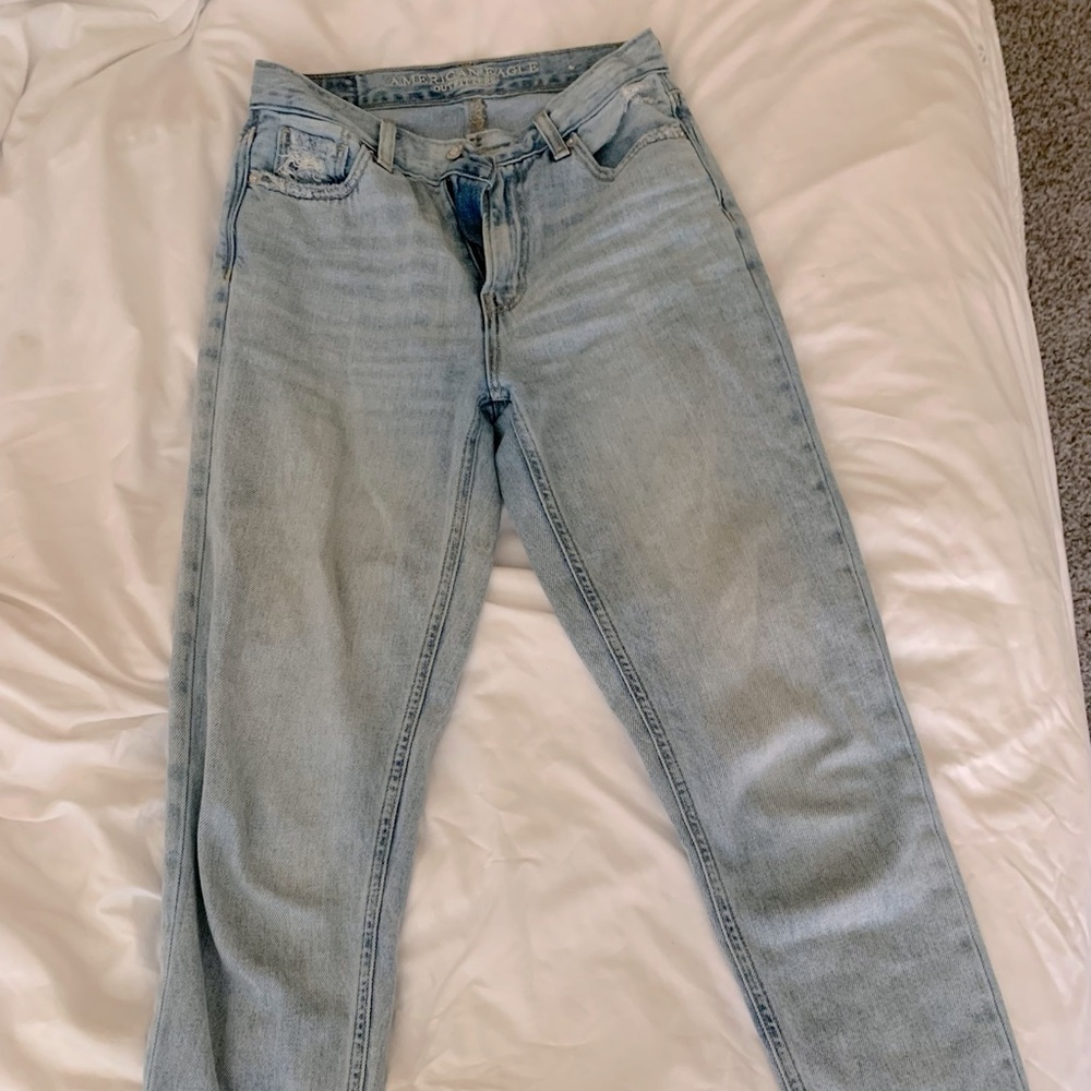 American Eagle Mom Jeans
